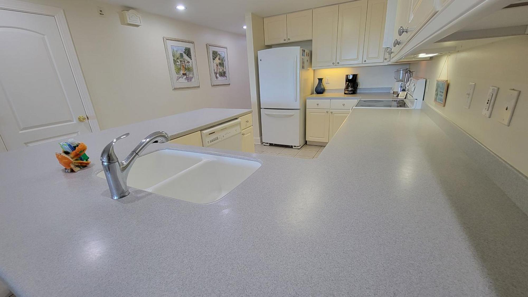 Sandpiper 103 By Tybee Beach Vacation Rentals タイビーアイランド エクステリア 写真